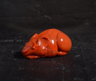 惟妙惟肖的小老鼠南红玛瑙雕件 火焰纹南红挂件