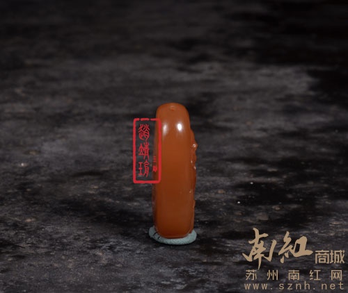弥勒佛 苏工南红玛瑙精雕小挂件