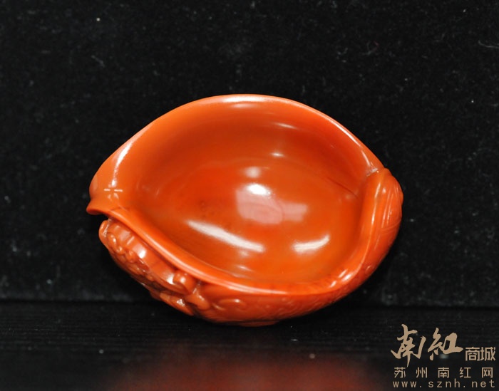 纯色柿子红南红玛瑙苏工精品雕件 飞龙杯