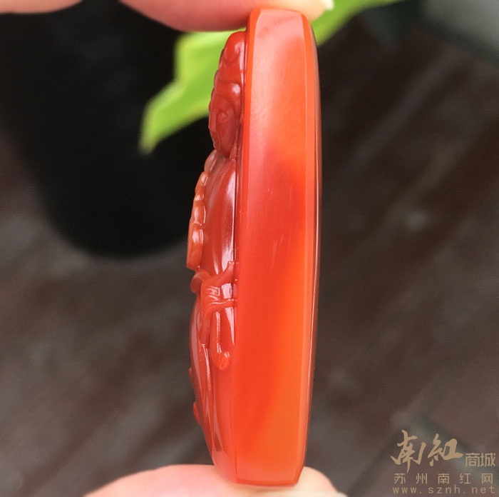 莲花观音 天然九口南红苏工俏色精品挂坠