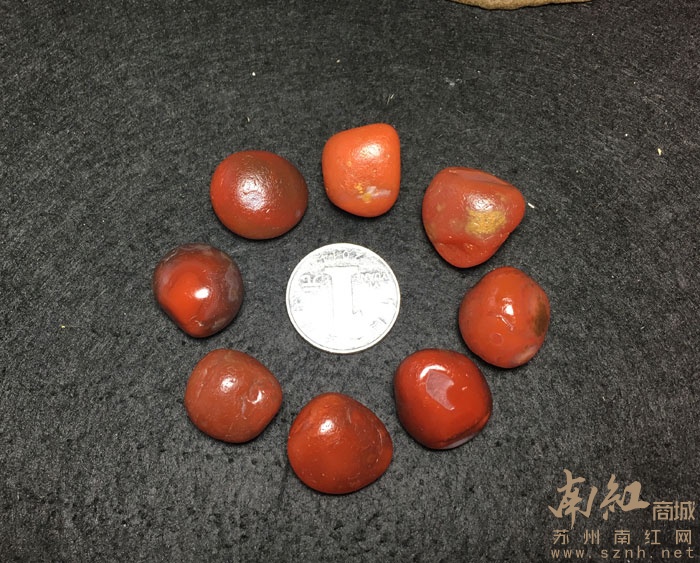 天然南红籽料手串 颗颗独籽皮纹老气